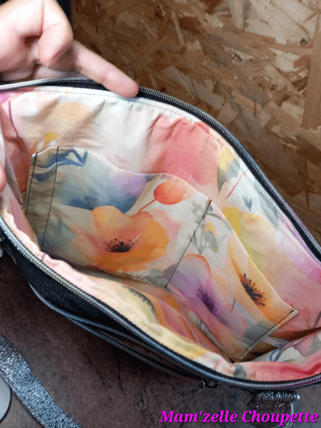 Pochette Léonie coupon femme tatouée