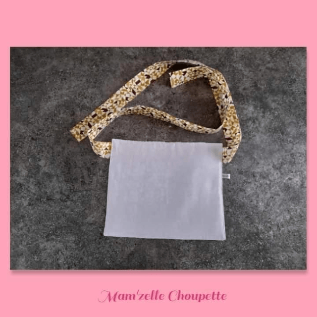Tablier multipoches