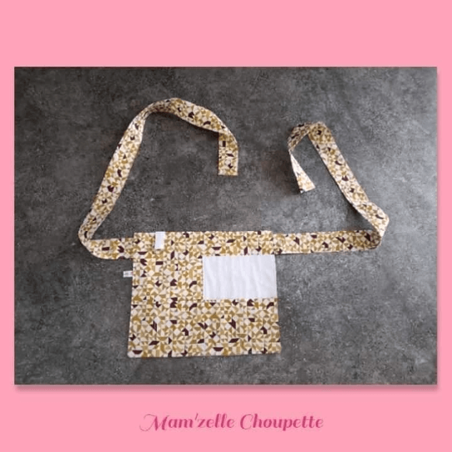 Tablier multipoches